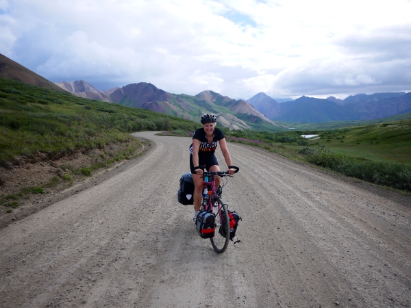 Anna McNuff cycling across America